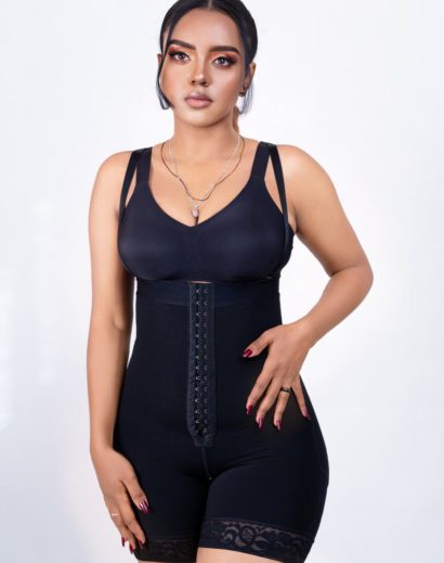  BiiKoon Plus Size Shapewear Shorts for Women High Waist Body  Shaper with Butt Lifter 3-Breasted Tummy Control Fajas Colombianas Panties  with Butt Pads (Color : Black, Size : 4X) : Clothing